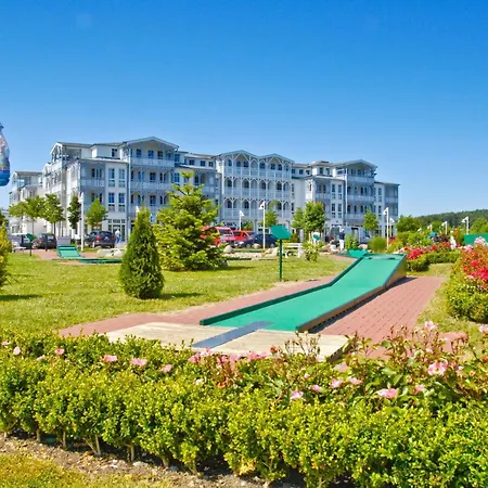 Apartment 692, Seepark