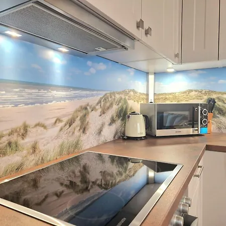 692, Seepark Apartment *