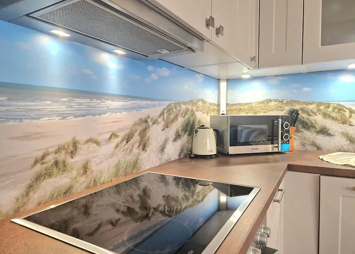 692, Seepark Apartment