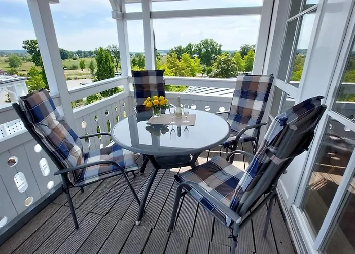 692, Seepark Apartment *